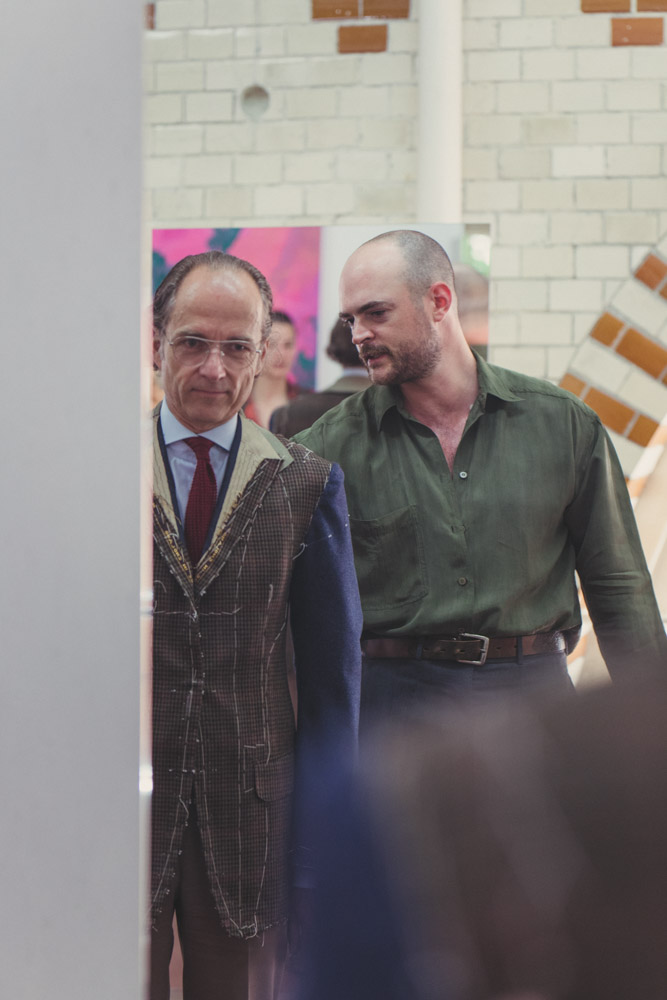 James Whitfield Bespoke — Teil 3 Der finale Stoff wird probiert Der